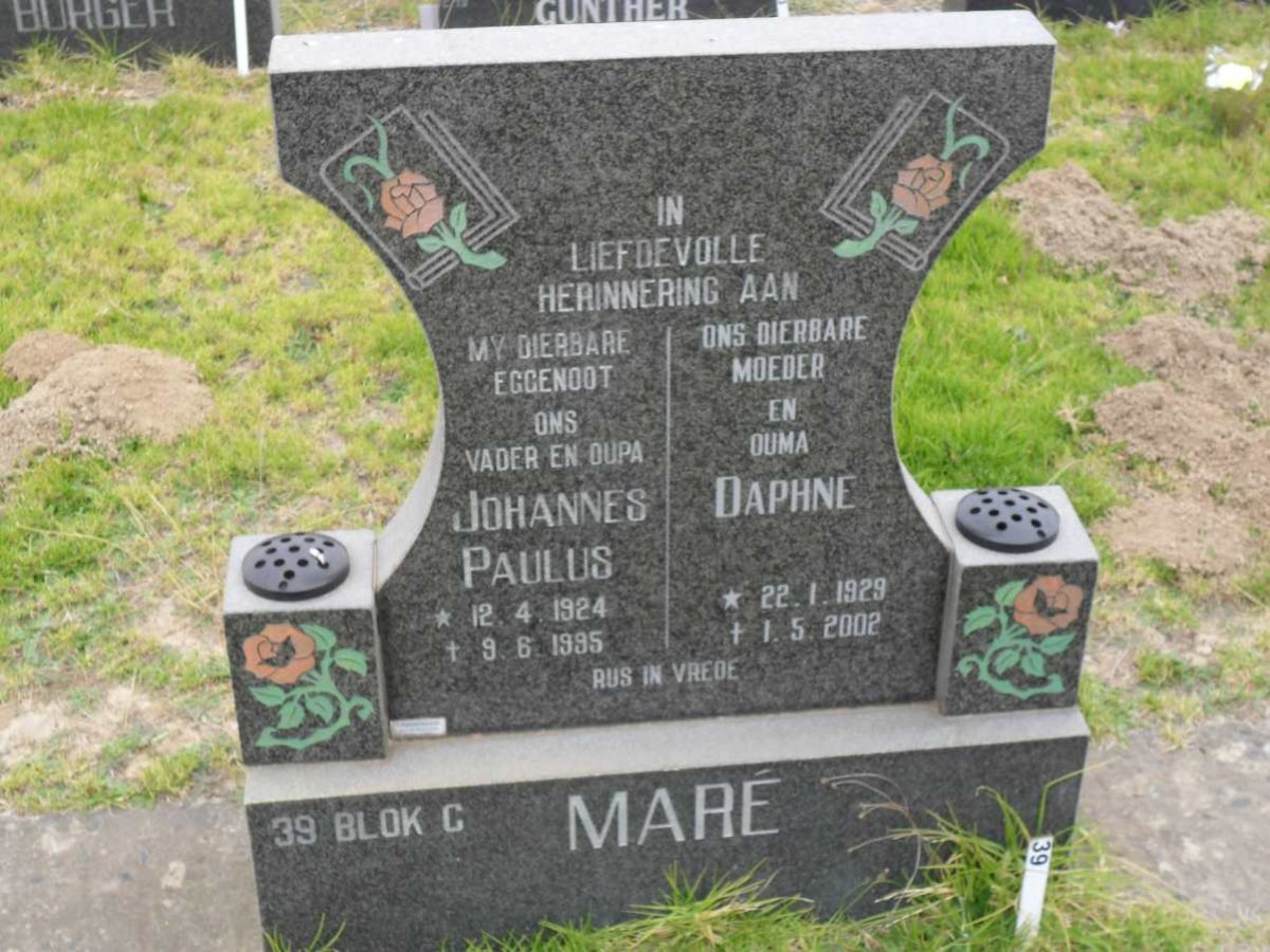MARÉ Johannes Paulus 1924-1995 &amp; Daphne 1929-2002