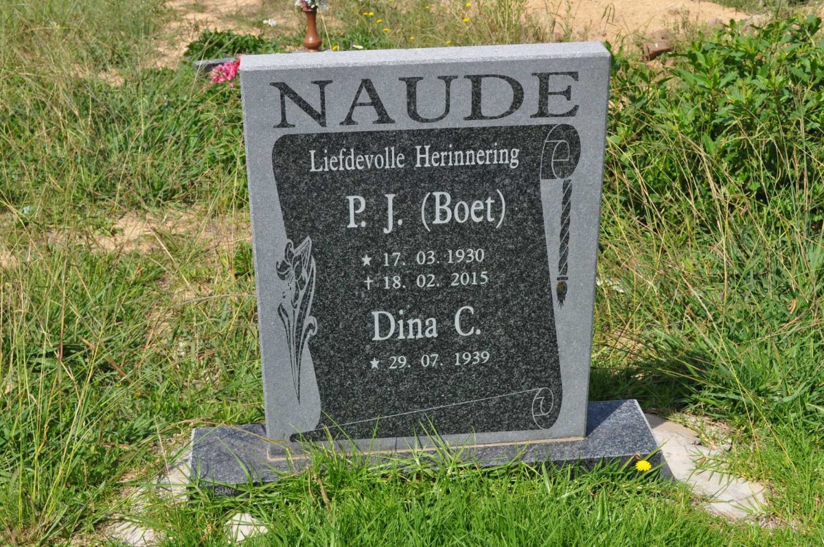 NAUDE P.J. 1930-2015 &amp; Dina C. 1939-
