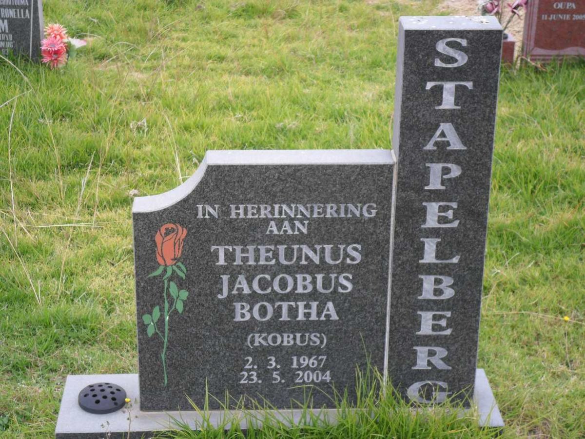 STAPELBERG Theunus Jacobus Botha 1967-2004