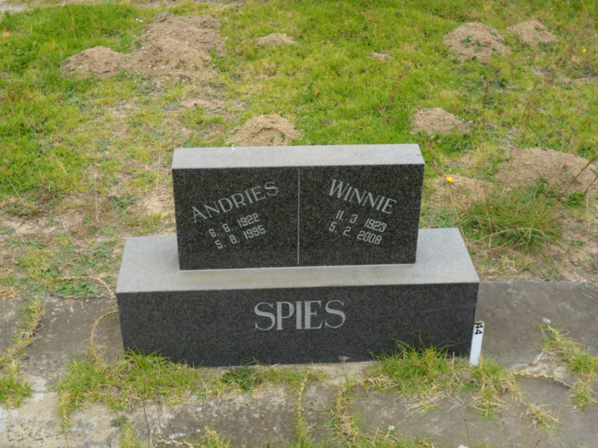 SPIES Andries 1922-1995 &amp; Winnie 1923-2008