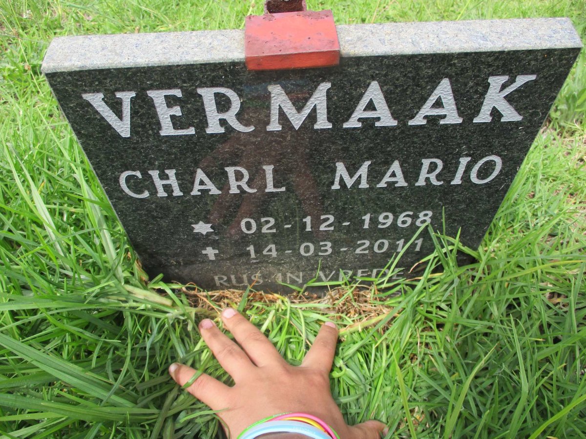 VERMAAK Charl Mario 1968-2011
