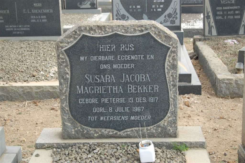 BEKKER Susara Jacoba Magrietha nee PIETERSE 1917-1967