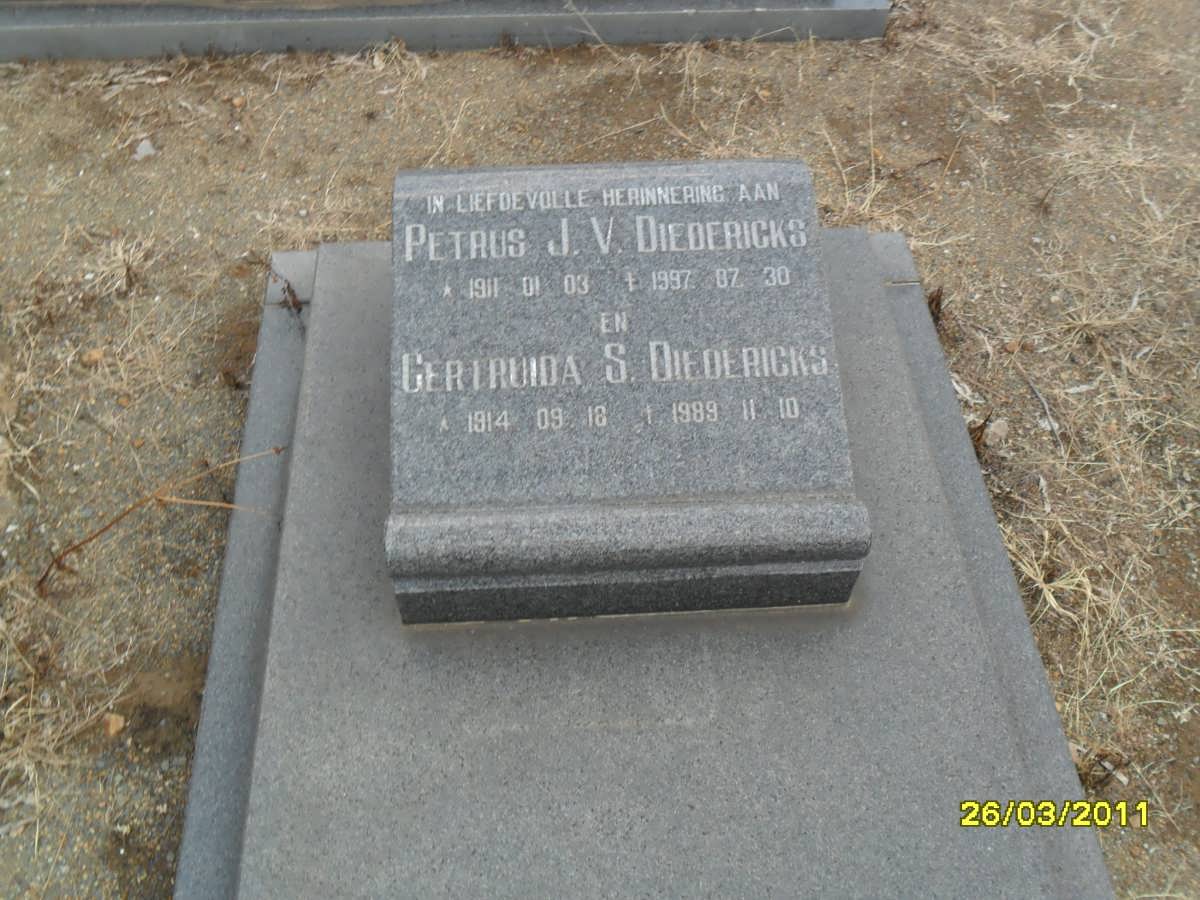 DIEDERICKS Petrus J.V. 1911-1997 &amp; Gertruida S. 1914-1989