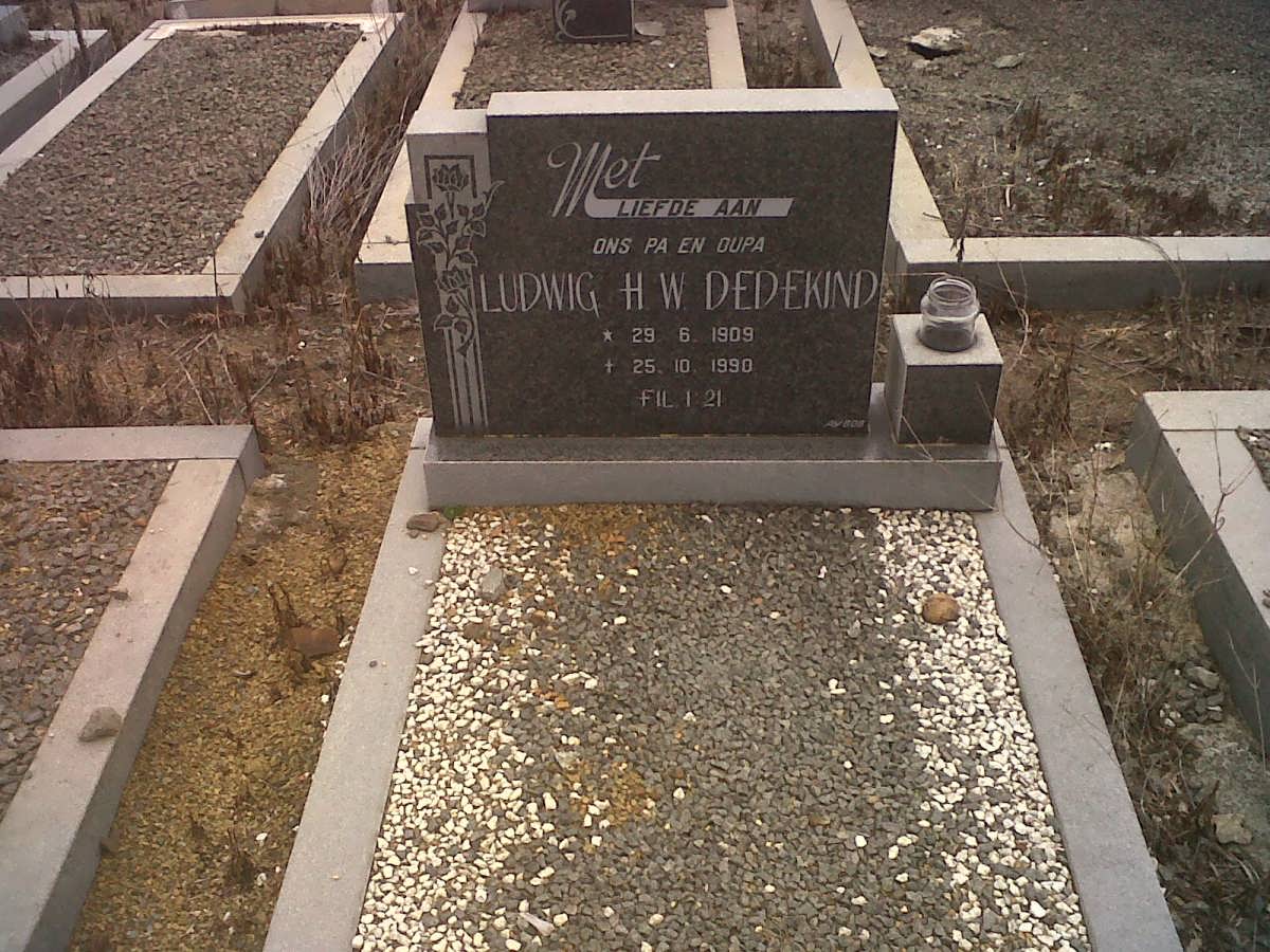DEDEKIND Ludwig H.W. 1909-1990