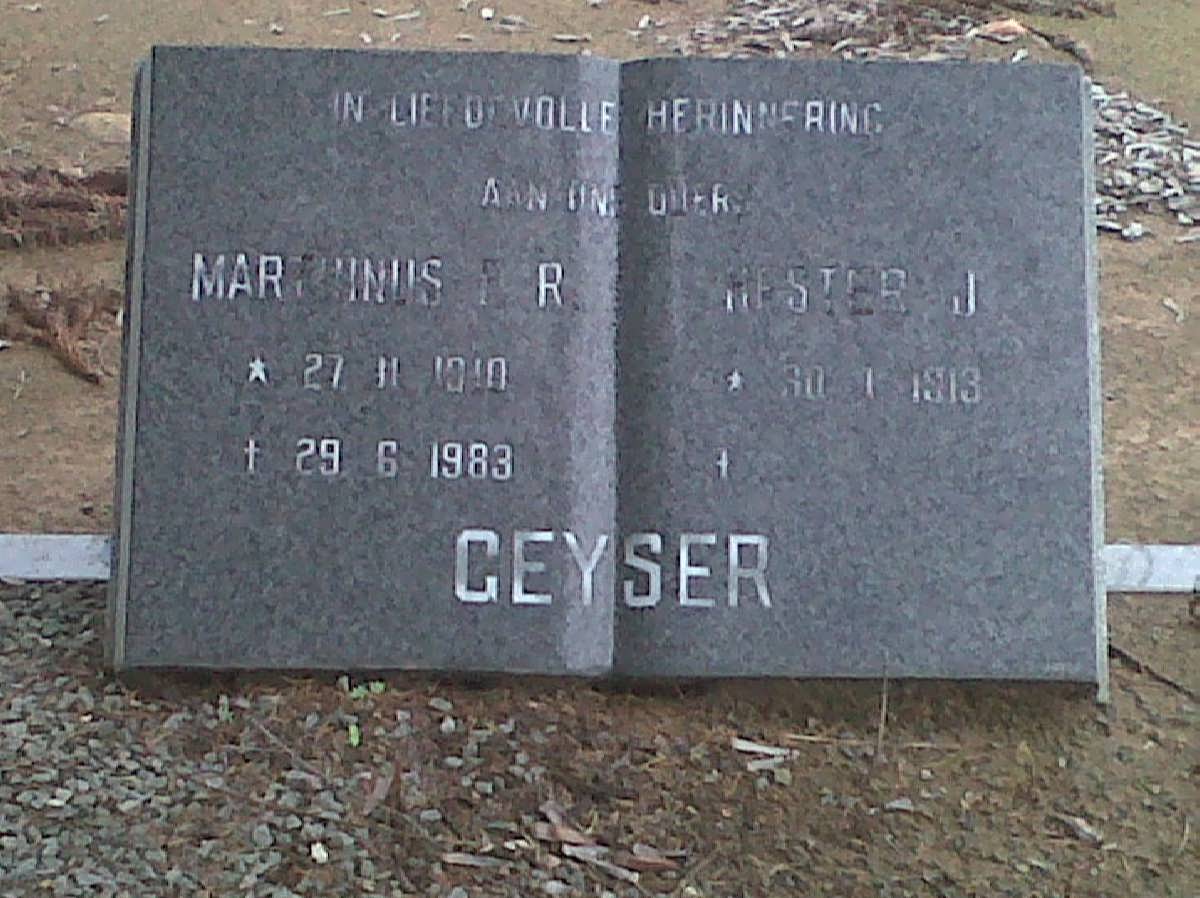 GEYSER Marthinus ? R. 1910-1983 &amp; Hester J. 1913-