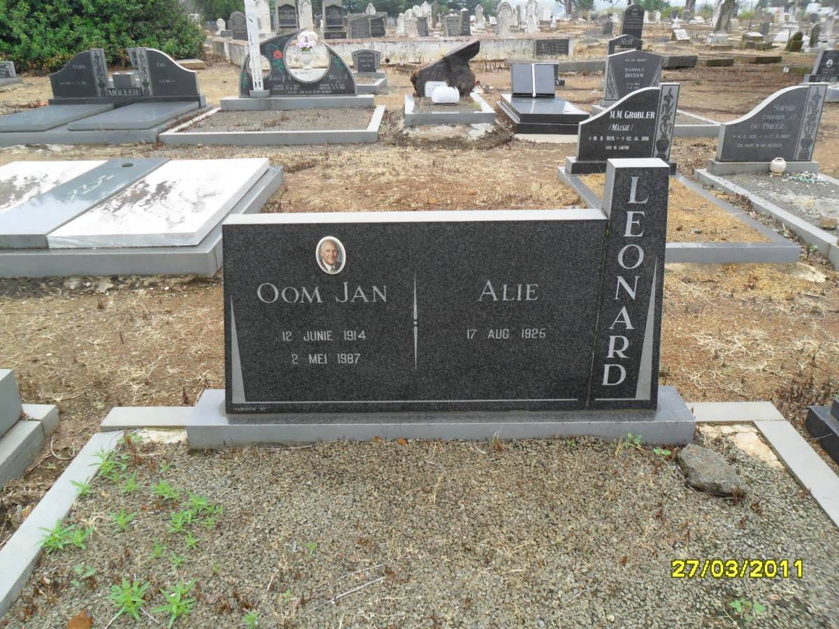 LEONARD Jan 1914-1987 &amp; Alie 1925-