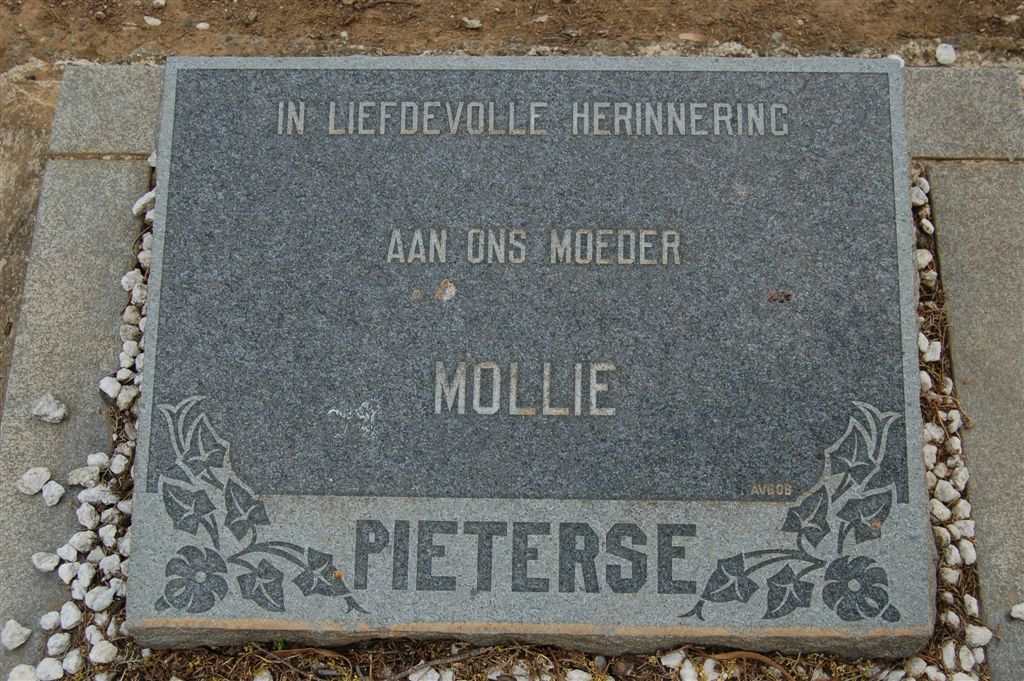 PIETERSE Mollie