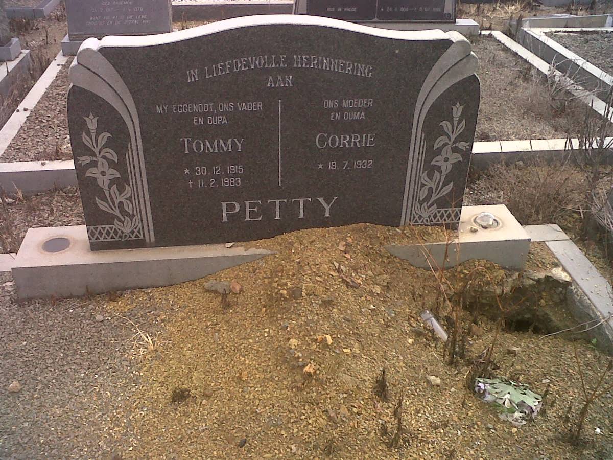 PETTY Tommy 1915-1983 &amp; Corrie 1932-