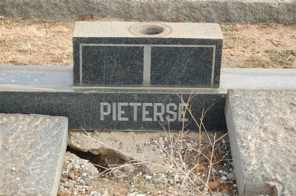 PIETERSE ?