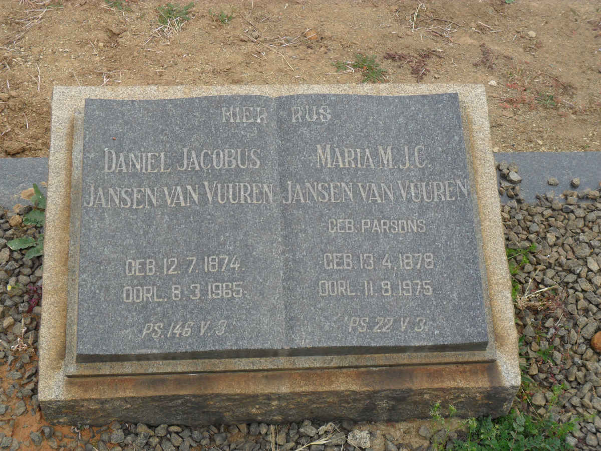 VUUREN Daniel Jacobus, Jansen van 1874-1965 &amp; Maria M.J.C. PARSONS 1878-1975