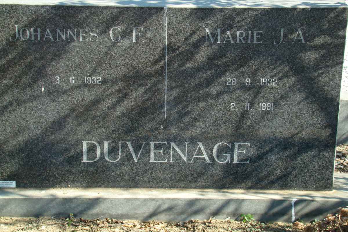 DUVENAGE Johannes C.F. 1932- &amp; Marie J.A. 1932-1991