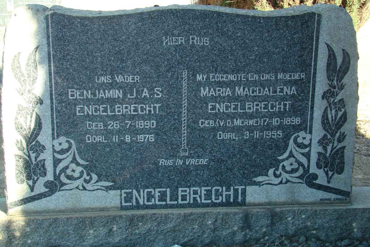 ENGELBRECHT Benjamin J.A.S. 1890-1976 &amp; Maria Magdalena V.D. MERWE 1898-1955