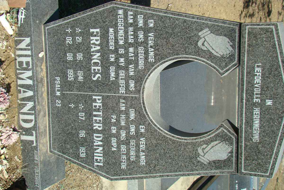 NIEMANDT Peter Daniel 1931-  &amp; Frances 1941-1995