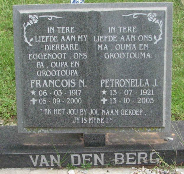 BERG Francois N., van den 1917-2000 &amp; Petronella J. 1921-2003
