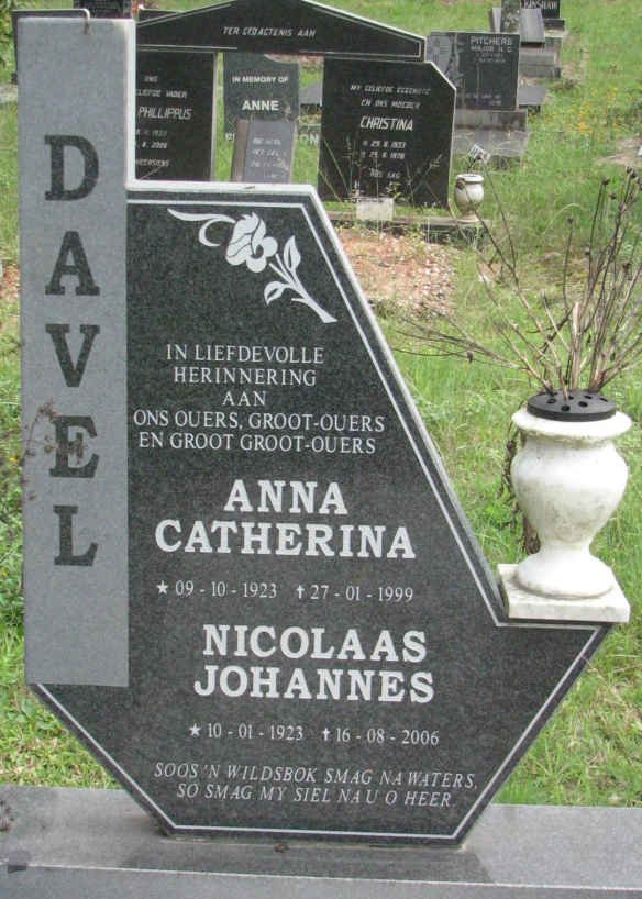 DAVEL Nicolaas Johannes 1923-2006 &amp; Anna Catherina 1923-1999