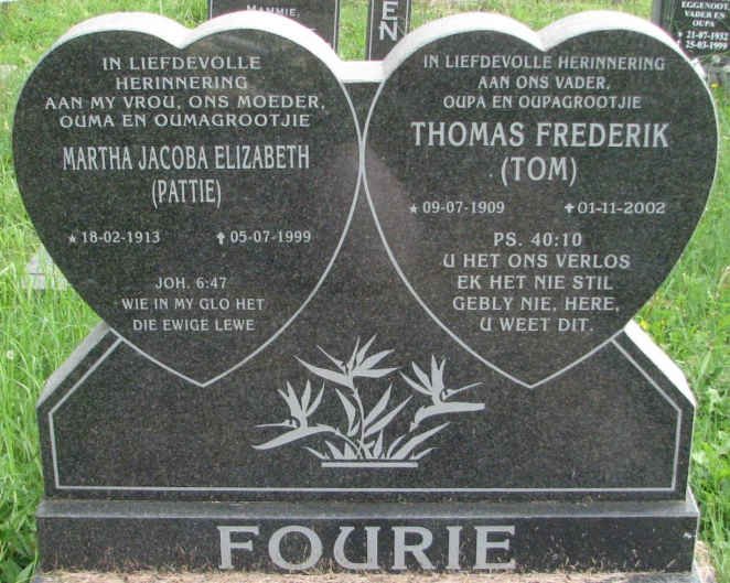 FOURIE Thomas Frederik 1909-2002 &amp; Martha Jacoba Elizabeth 1913-1999