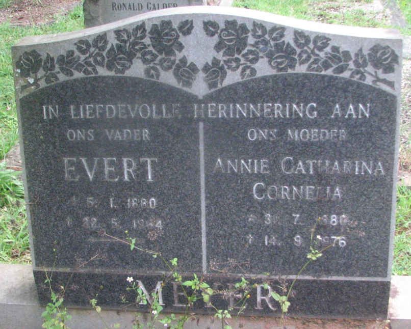 MEYER Evert 1880-1964 &amp; Annie Catharina Cornelia 1880-1976