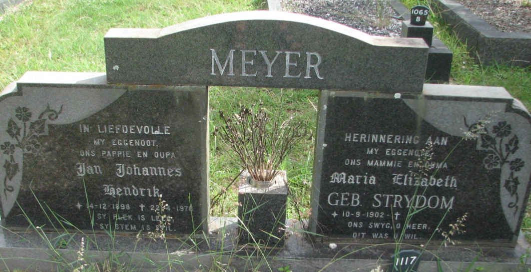 MEYER Jan Johannes Hendrik 1898-197? &amp; Maria Elizabeth STRYDOM 1902-