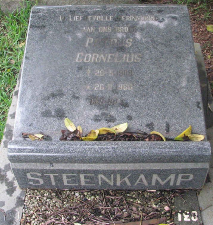 STEENKAMP Petrus Cornelius 1908-1968