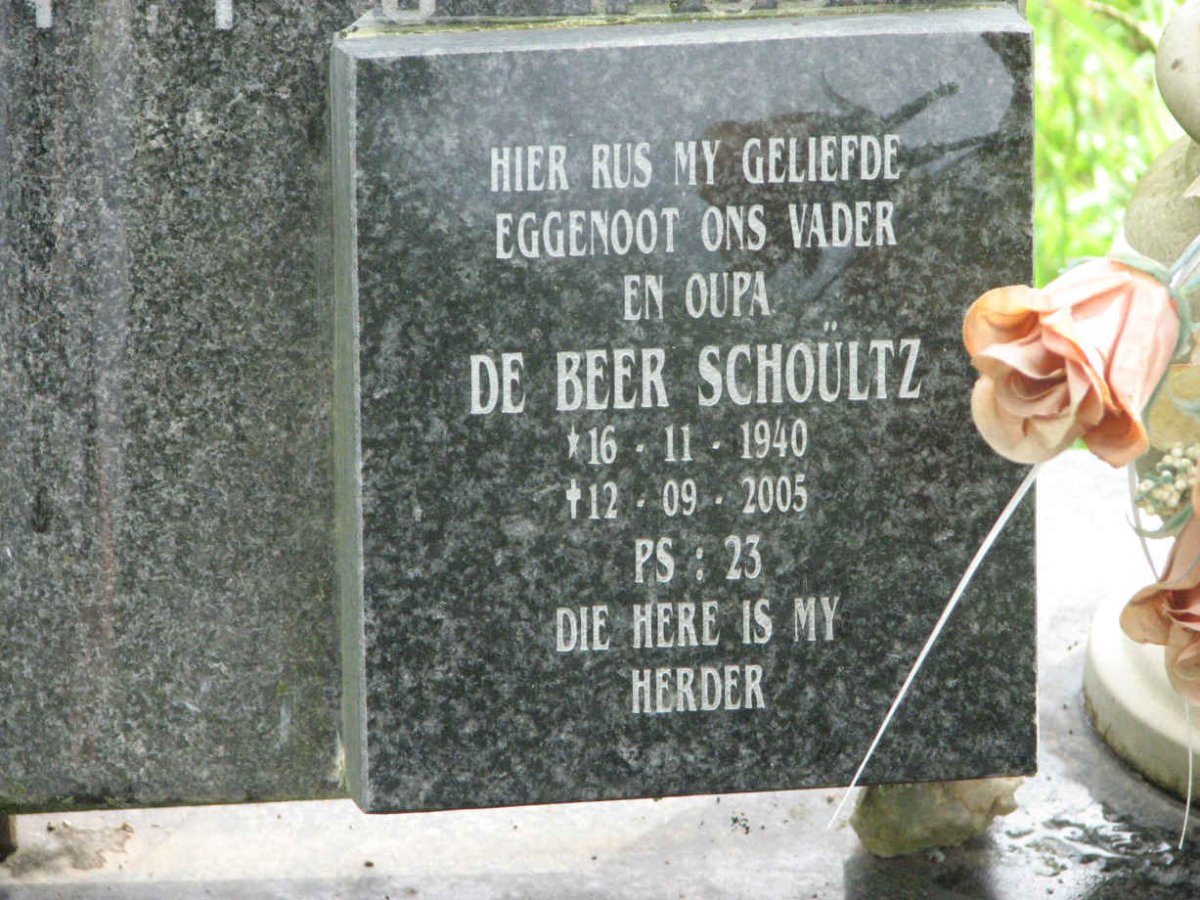 SCHOÜLTZ De Beer 1940-2005