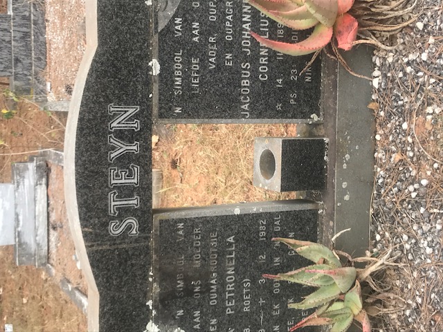 STEYN Jacobus Johannes Philluppus Cornelius Lourens 1895-1983 &amp; Cornelia Petronella ROETS 1899-1982