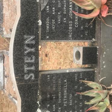 STEYN Jacobus Johannes Philluppus Cornelius Lourens 1895-1983 &amp; Cornelia Petronella ROETS 1899-1982