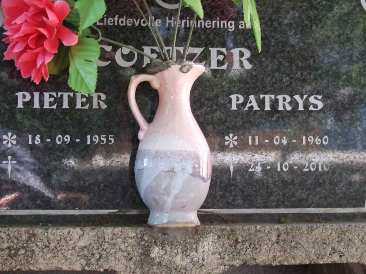 COETZER Pieter 1955- &amp; Patrys 1960-2010