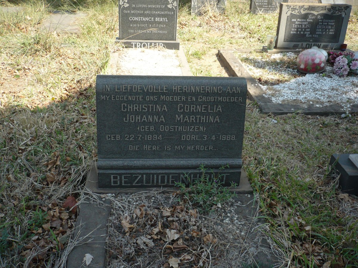 BEZUIDENHOUT Christina Cornelia Johanna Marthina nee OOSTHUIZEN 1894-1988