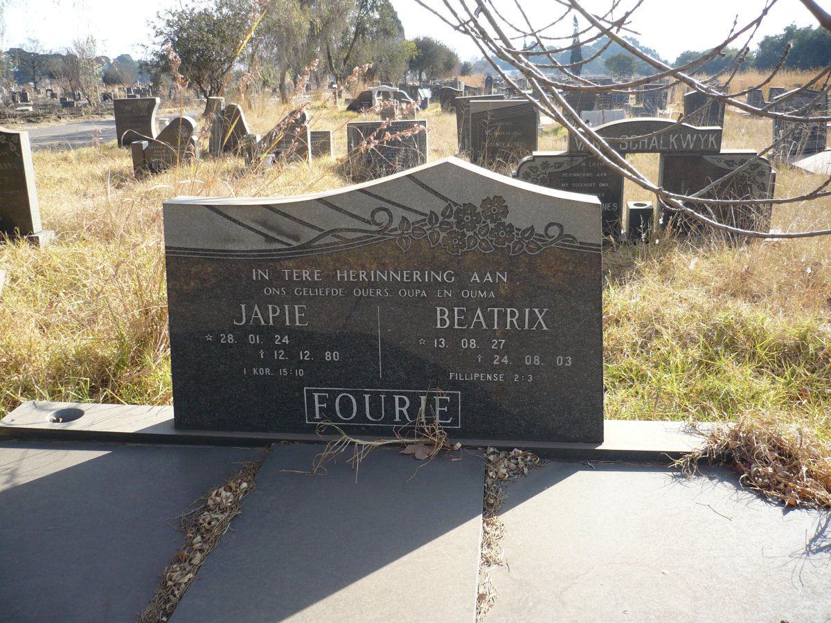 FOURIE Japie 1924-1980 &amp; Beatrix 1927-2003
