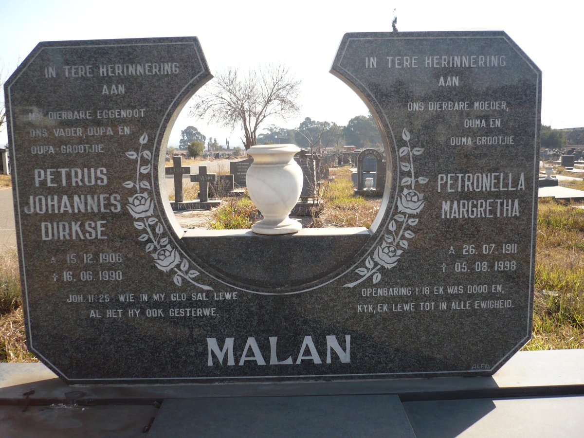 MALAN Petrus Johannes Dirkse 1906-1990 &amp; Petronella Margaretha 1911-1998