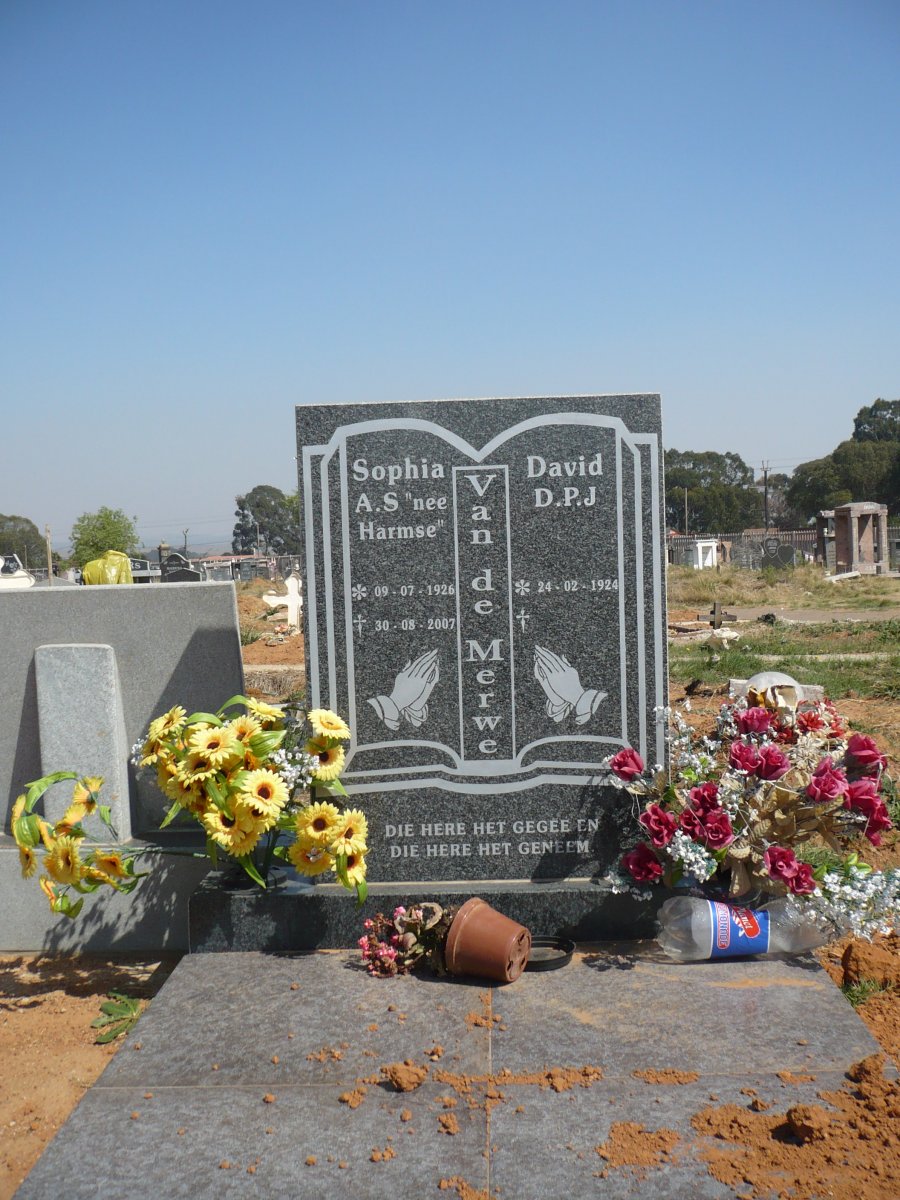 MERWE D.P.J., van der 1924 &amp; A.S. HARMSE 1926-2007