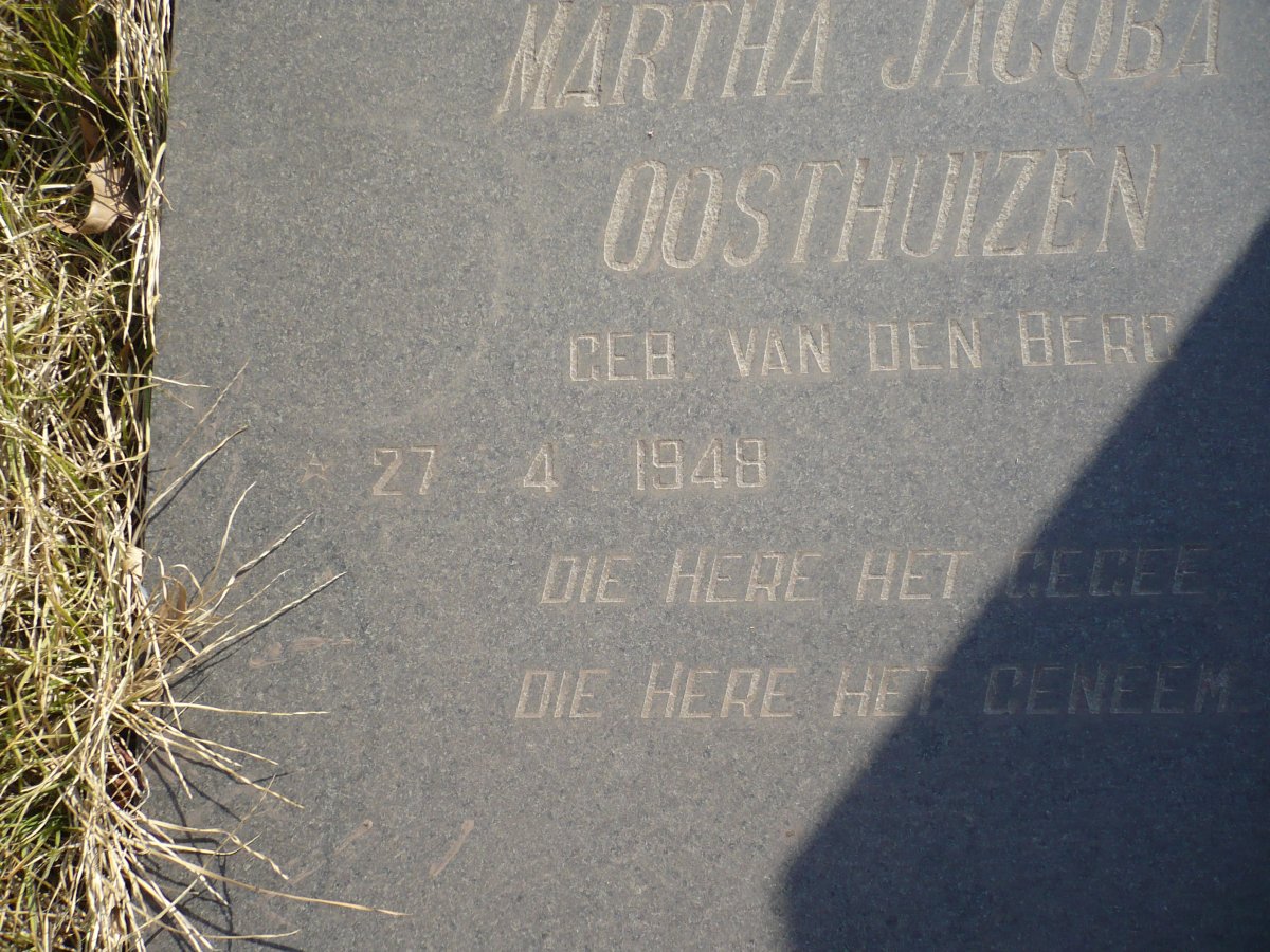 OOSTHUIZEN Martha Jacoba nee VAN DEN BERG 1948-