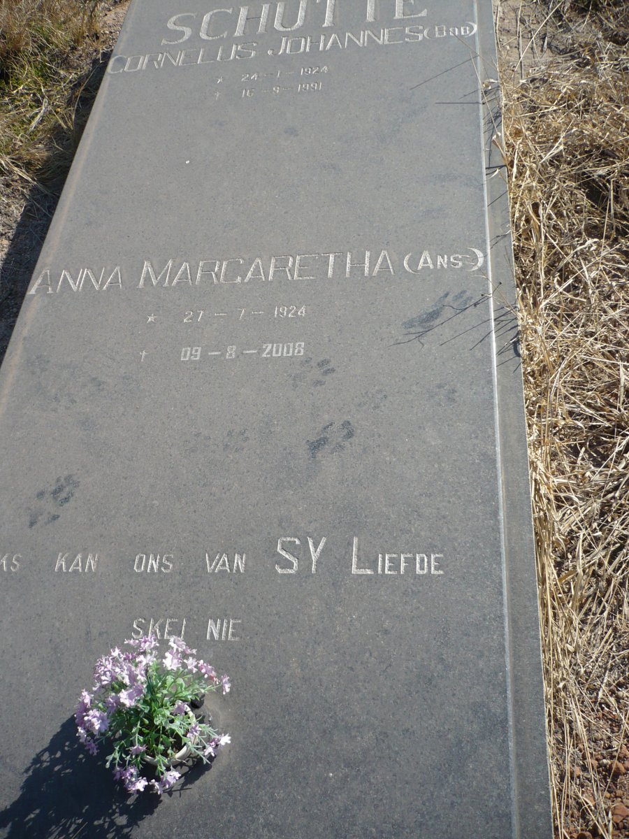 SCHUTTE Cornelius Johannes 1924-1991 &amp; Anna Margaretha 1924-2008