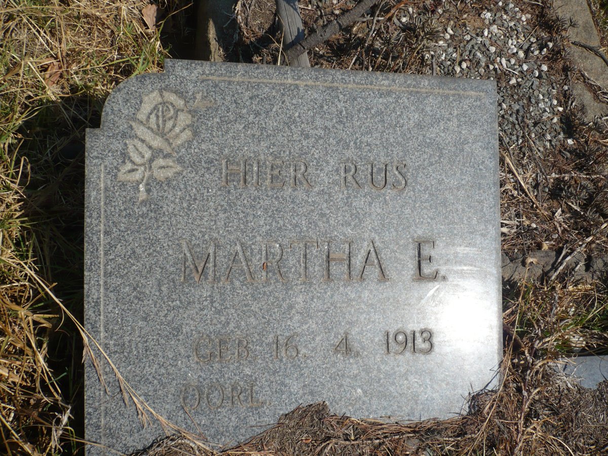 ? Martha E. 1913-