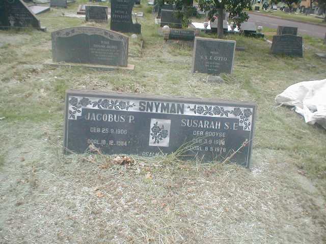 SNYMAN Jacobus P. 1906-1984 &amp; Sarah S.J. BOOYSEN 1904-1978