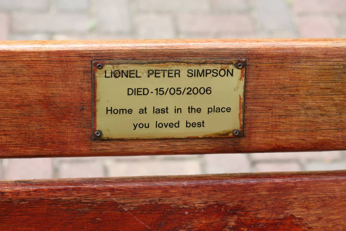 SIMPSON Lionel Peter -2006