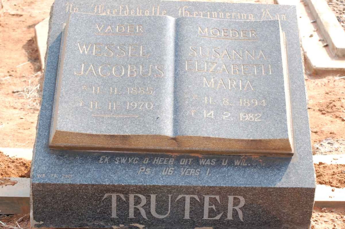 TRUTER Wessel Jacobus 1885-1970 &amp; Susanna Elizabeth Maria 1894-1982