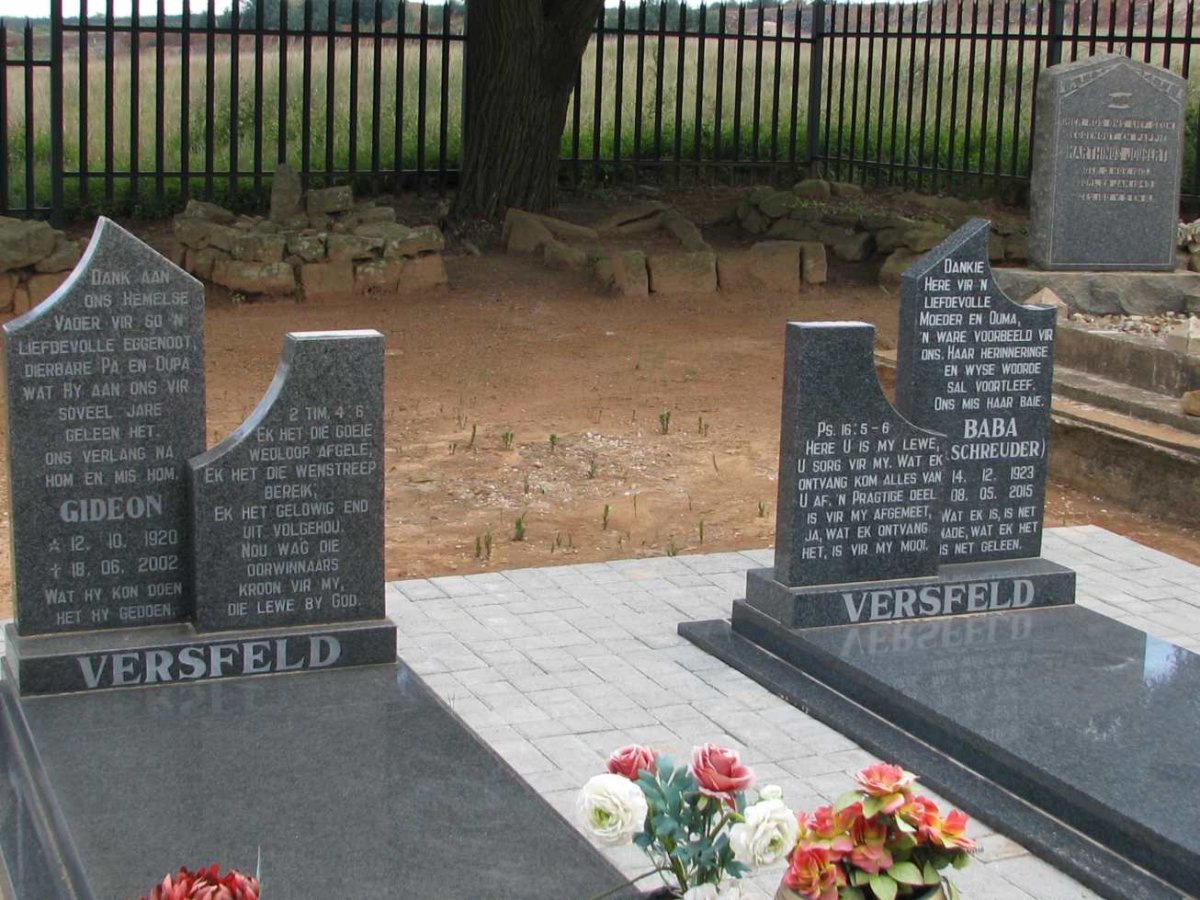 VERSFELD Gideon 1920-2002 &amp; Christina Johanna Maria SCHREUDER 1923-2015